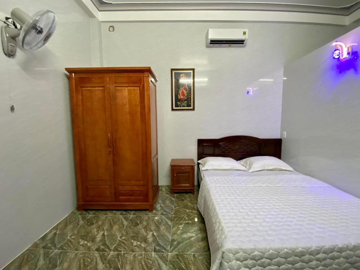 Nha Nghi Duy Tan Motel 140 Nguyen Du 0353007568 Куанг Нгай Екстериор снимка