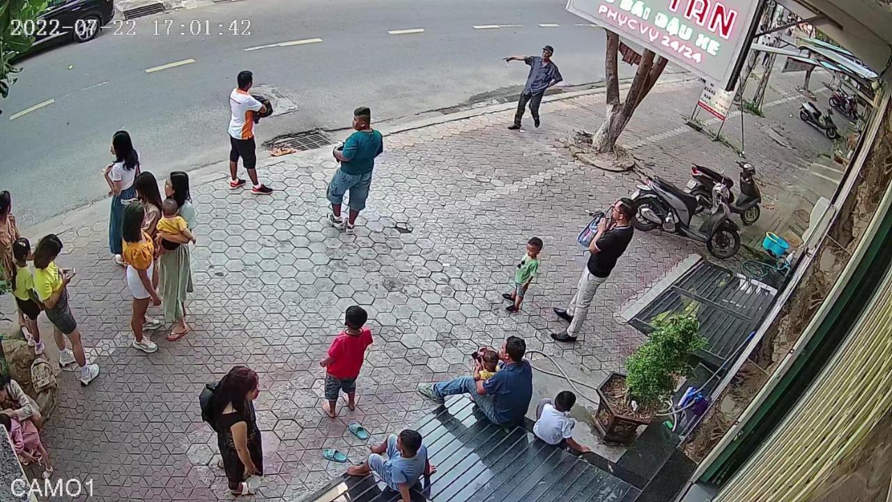 Nha Nghi Duy Tan Motel 140 Nguyen Du 0353007568 Куанг Нгай Екстериор снимка