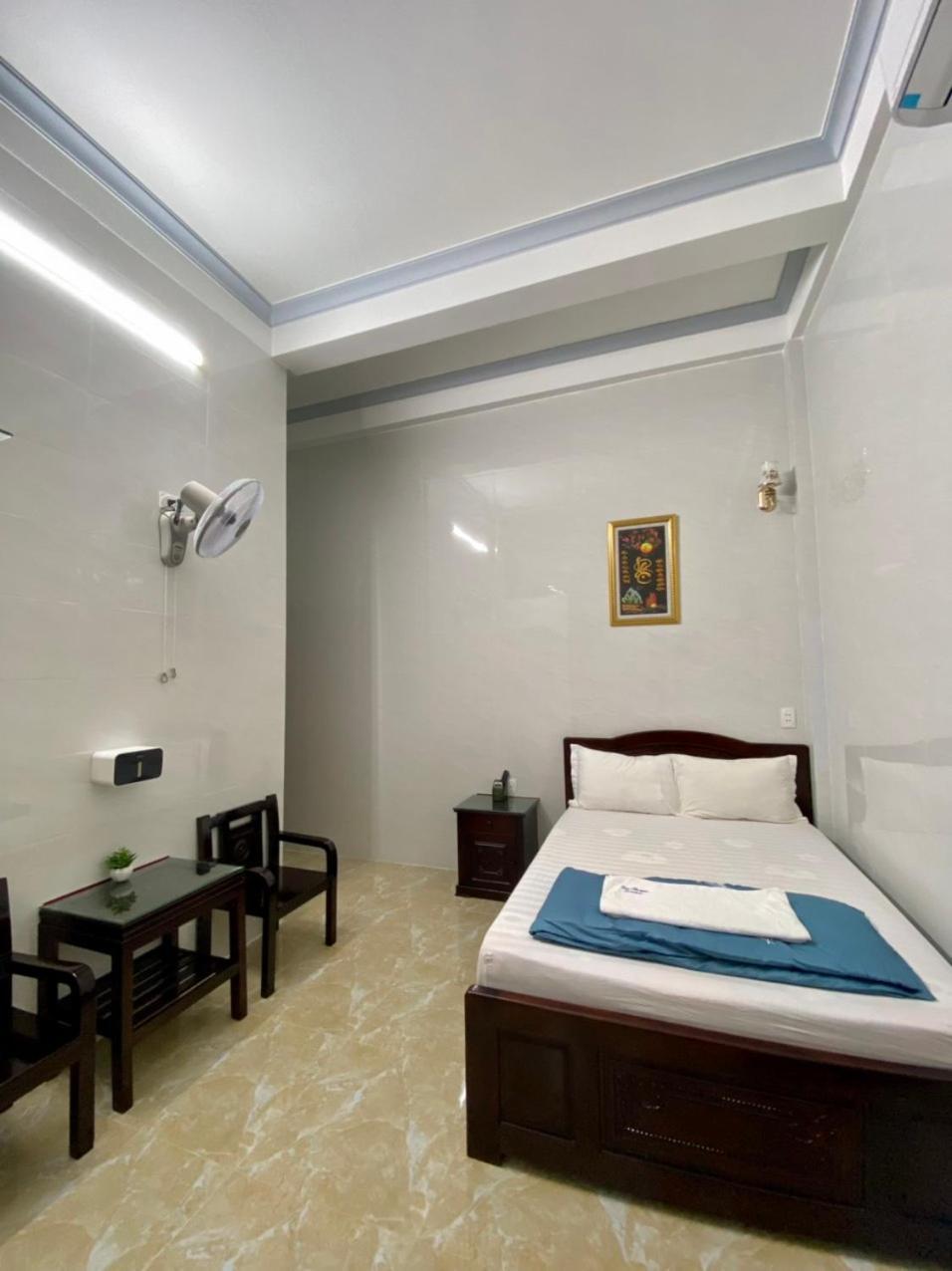 Nha Nghi Duy Tan Motel 140 Nguyen Du 0353007568 Куанг Нгай Екстериор снимка