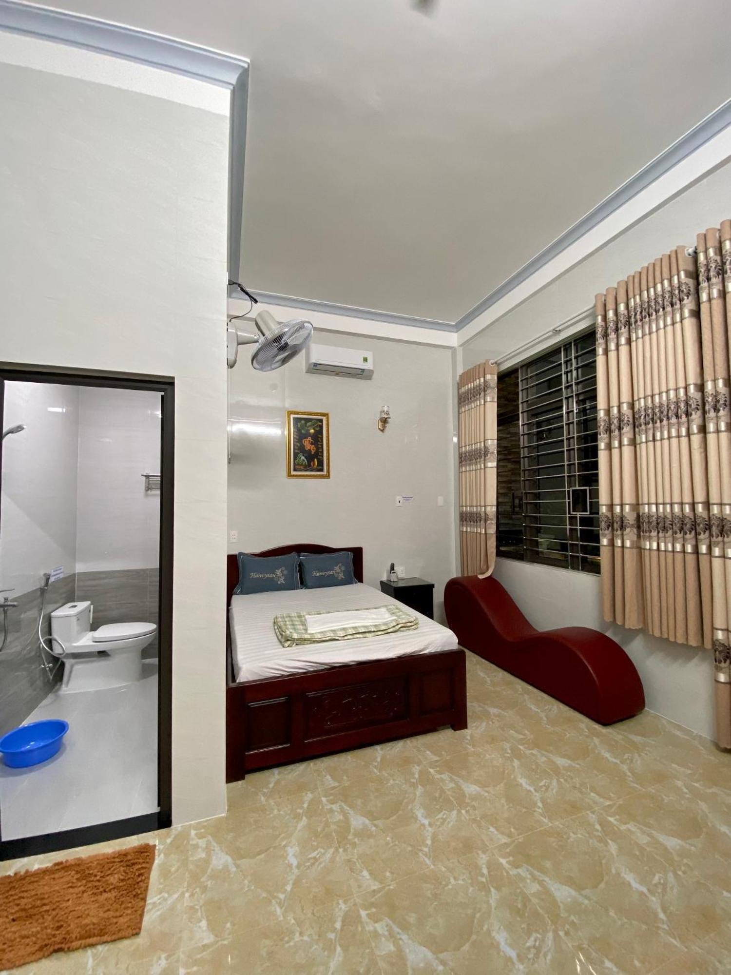 Nha Nghi Duy Tan Motel 140 Nguyen Du 0353007568 Куанг Нгай Екстериор снимка