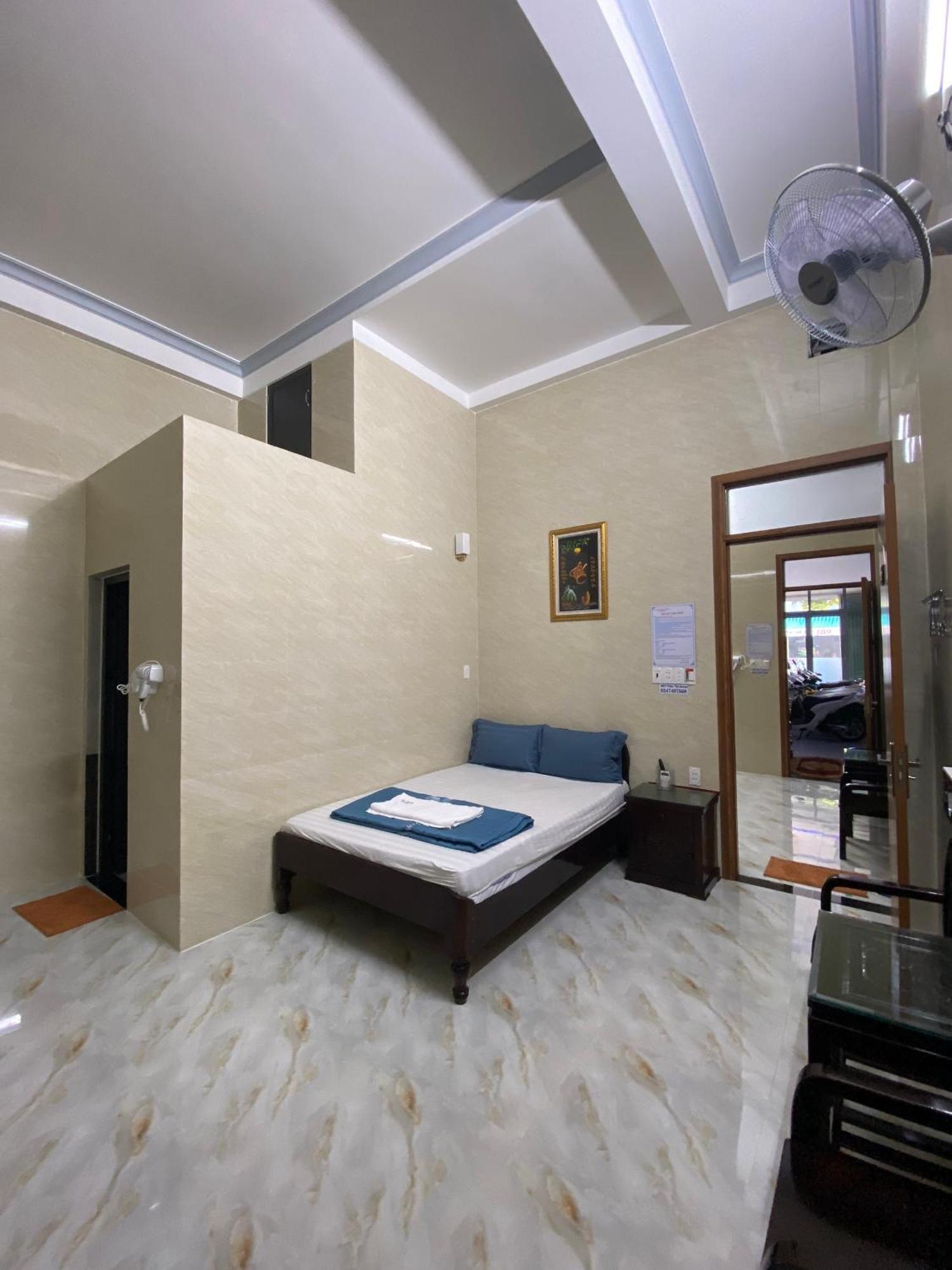 Nha Nghi Duy Tan Motel 140 Nguyen Du 0353007568 Куанг Нгай Екстериор снимка